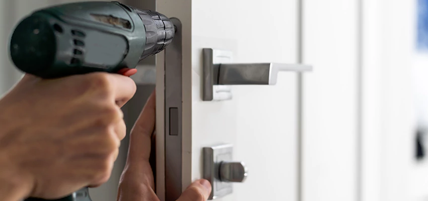 Locksmith For Lock Replacement Near Me in Escondido, CA