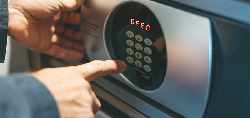 Cash Safe Openers in Escondido, California